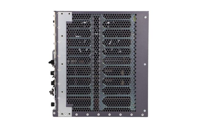 Huawei MA5683T | OLT | 2x X2CS, 2x SCUN, 2x PRTE, no PON board - imagine 2