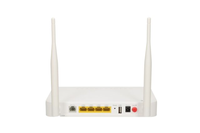 ZTE ZXHN F670L | ONT | WiFi, 1x GPON, 4x RJ45 1000Mb/s, 1x RJ11, 1x USB - imagine 2