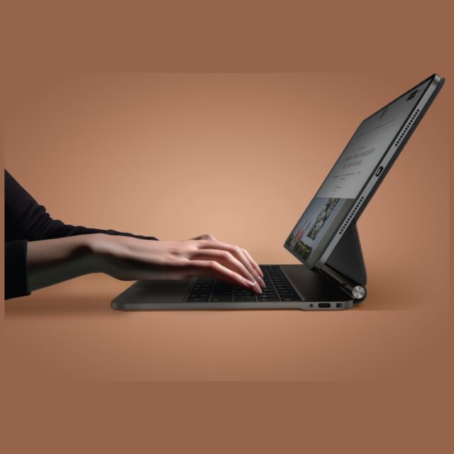 Case UNIQ Venno Pro Magnetic Smart with keyboard for iPad Air 11" (2024/25) | Air 10.9" (2022/20) wh - imagine 4