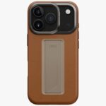 Case UNIQ Heldro Pro for iPhone 17 Pro Magclick Charging caramel - imagine 2
