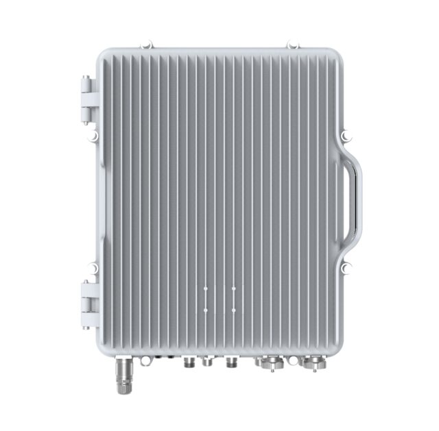 MikroTik InterCell 10 B38+B39 | Base station | LTE B38 + B39, 2x RJ45 1000Mb/s, 2x SFP - imagine 2