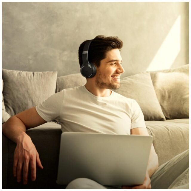 Over-ear Bluetooth headphones Motorola XT220 black - imagine 10