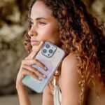 UNIQ case Coehl Celest iPhone 16 Pro Max 6.9" Magnetic Charging opal/iridescent - imagine 10