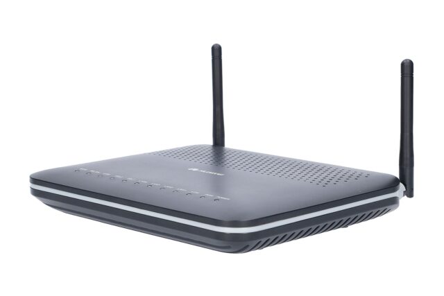 Huawei HG8245 | ONT | 1x EPON, WiFi, 4x RJ45 1000Mb/s, 2x RJ11, 1x USB - imagine 5