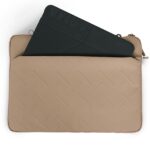 Skinarma Bag Juno laptop sleeve 14" khaki - imagine 4