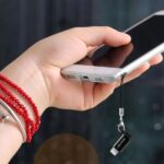 USAMS microUSB to Lightning Adapter with Lanyard black SJ152ML01 (US-SJ152) - imagine 3