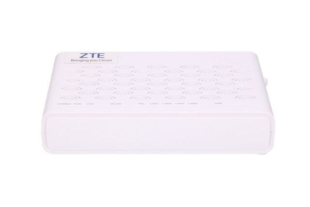 ZTE F623 | ONT | WiFi, 1x GPON, 3x RJ45 100Mb/s, 1x RJ45 1000Mb/s, 1x RJ11, 1x USB - imagine 5