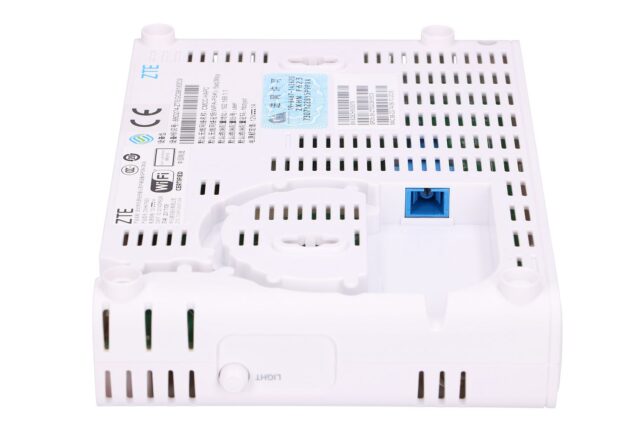 ZTE F623 | ONT | WiFi, 1x GPON, 3x RJ45 100Mb/s, 1x RJ45 1000Mb/s, 1x RJ11, 1x USB - imagine 7