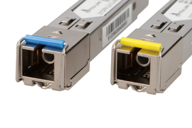 Extralink SFP 1.25G | SFP WDM Module | 1,25Gbps, 1310/1550nm, single mode, 3km, SC, DOM, pair, dedicated for HP/Aruba - imagine 4