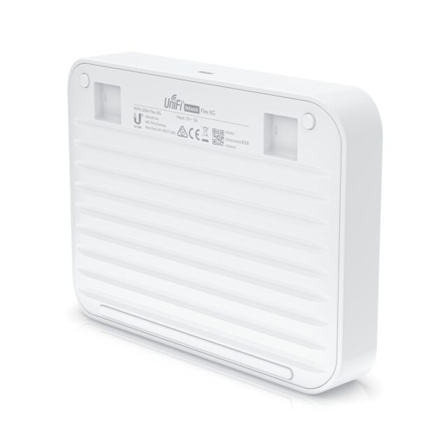 Ubiquiti USW-Flex-XG | Switch | UniFi, 4x RJ45 10Gb/s, 1x RJ45 1000Mb/s PoE+ - imagine 3