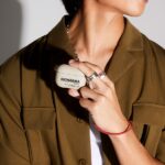 Skinarma case Spunk AirPods Pro 2 blue - imagine 5