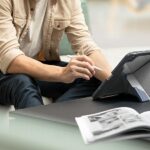 UNIQ Trexa Case iPad 10.2" 2021/2020/2019 Antimicrobial red - imagine 7