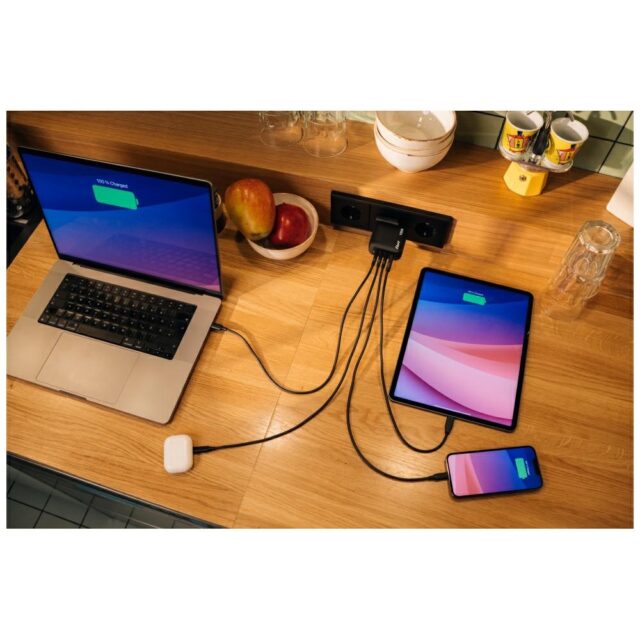 Wall Charger Verbatim Mini GaN 100W 3xUSB-C PD/1x USB-A QC black 32231 - imagine 9