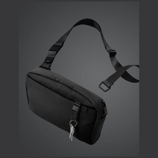 Bag UNIQ Arden Sling 2L black - imagine 3