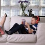 OTL Pokemon Pikachu Red dziecięcesłuchawki nauszne z mikrofonem / Interactive headphones - imagine 6