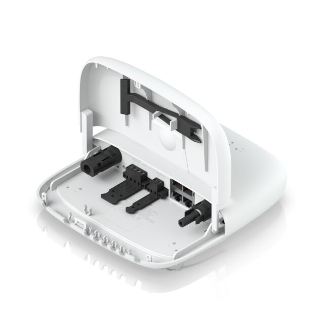 Ubiquiti SM-SP-40 | Switch | SUNMAX SolarPoint, 4x 24V PoE 100Mb/s, DC Output 40W - imagine 6