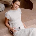 UNIQ case Coehl Verdure iPhone 16 Pro Max 6.9" Magnetic Charging case spring blossom - imagine 9