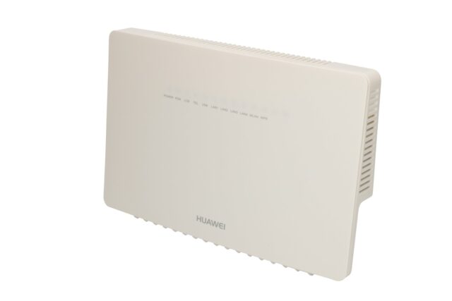 Huawei HG8245Q2 | ONT | AC Dual Band, 1x GPON, 4x RJ45 1000Mb/s, 1x RJ11, 2x USB - imagine 3