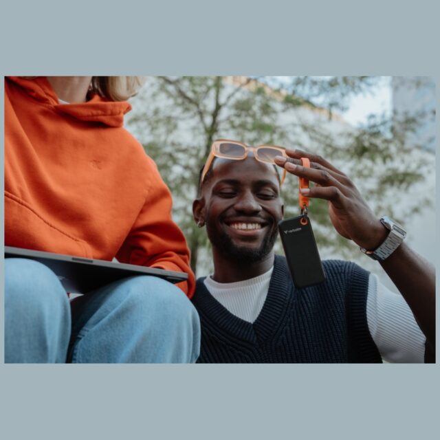 Verbatim Drive SSD 2TB - key ring with cable USB 3.2 gen.2 black-orange 32197 - imagine 5