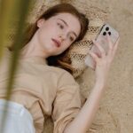 UNIQ Coehl Meadow Case iPhone 14 Pro Max 6,7" spring pink - imagine 2