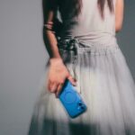 Skinarma case Saido iPhone 16 6.1" Magnetic Charging blue - imagine 7