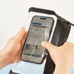 Araree Aquaproof Cross Pack Waterproof bag clear AR70-01675A - imagine 7