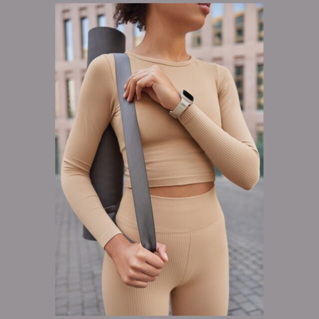 Strap UNIQ Stride De Rubber for Apple Watch 49/46/45/44mm beige - imagine 3