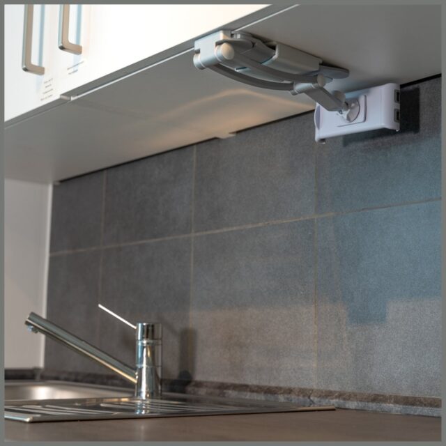 Kitchen holder 4smarts ErgoFix H7 for tablets and smartphones, silver - imagine 10