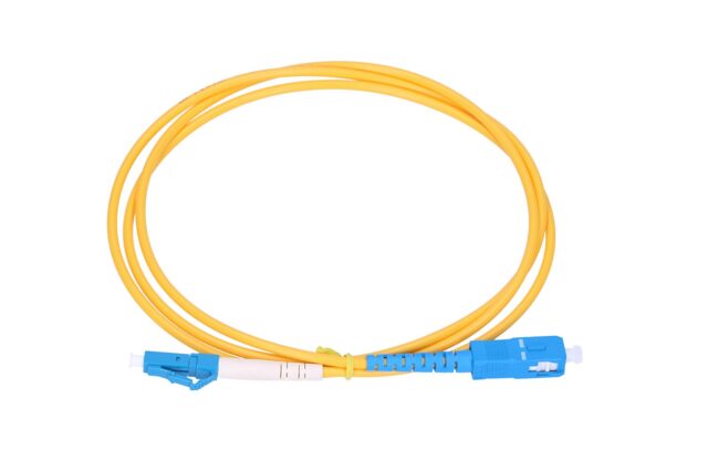 Extralink LC/UPC-SC/UPC | Patchcord | Single Mode, Simplex, G652D, 3mm, 0,5m - imagine 2