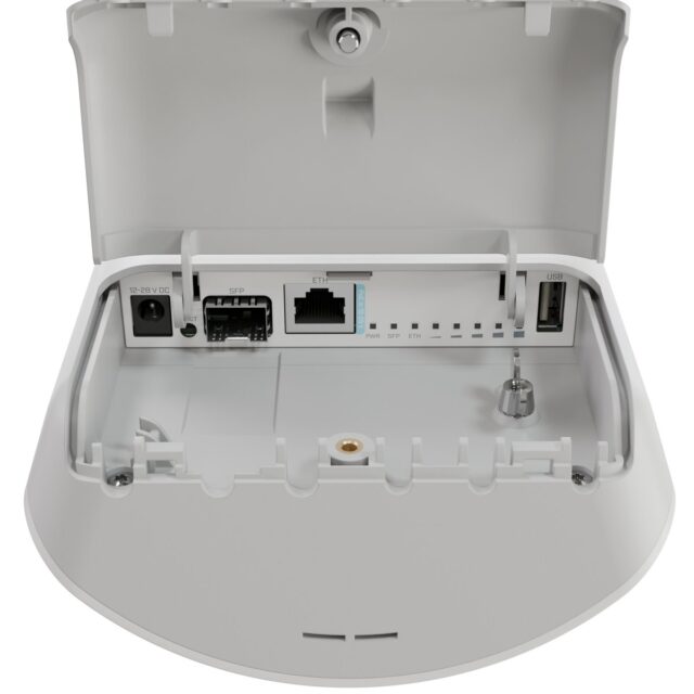 Mikrotik mANTBox ax 15s | WiFi antenna | WiFi6, 1x RJ45 1000Mb/s, 1x SFP, IP55 - imagine 3