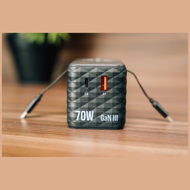 Verbatim Travel Adapter EU/UK/US GaN   1xUSB-C/1xUSB-A/2xUSB-C PD 70W black 30186 - imagine 4