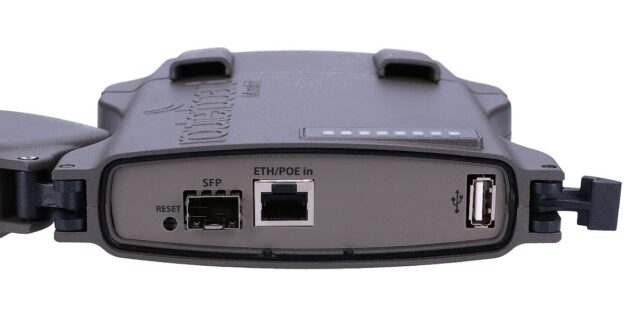 MikroTik NetMetal 5 | CPE | RB922UAGS-5HPacD-NM, 5GHz, 1x RJ45 1000Mb/s, 1x SFP, 1x miniPCIe, 1x USB - imagine 2