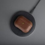 UNIQ Terra Case AirPods Pro Genuine Leather olive - imagine 3