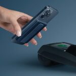 UNIQ Heldro ID magnetic wallet with stand and band black/midnight black - imagine 5