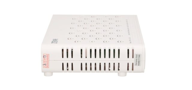 ZTE F660 V5 | ONT | WiFi, 1x GPON, 4x RJ45 1000Mb/s, 2x RJ11, 1x USB - imagine 4