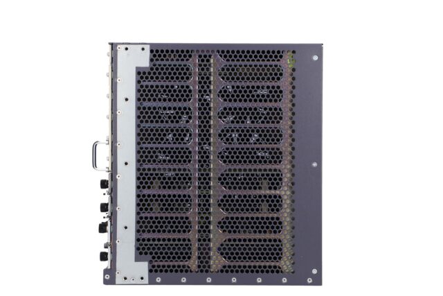 Huawei MA5683T | OLT | 2x GICF, 2x SCUN, 2x PRTE, no PON board - imagine 2