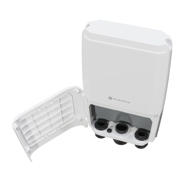 MikroTik CRS504-4XQ-OUT | Switch | Cloud Router Switch, 4x 100G QSFP28, 1x RJ45 100Mb/s, IP66 - imagine 3