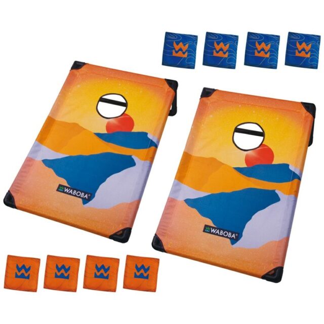 Arcade game Waboba Cornhole 2x board 8x throwing bag - imagine 3