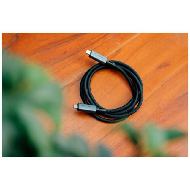 Cable Verbatim Sync & Charge USB-C to USB-C 240W 40Gb/s 120cm black 31847 - imagine 5