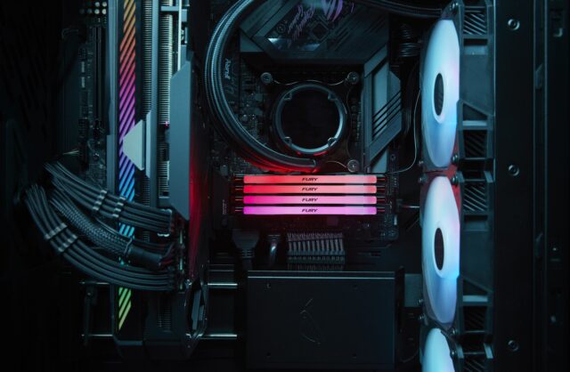 Kingston Technology FURY 32GB 6400MT/s DDR5 CL32 DIMM (Kit of 2) Renegade RGB - imagine 10