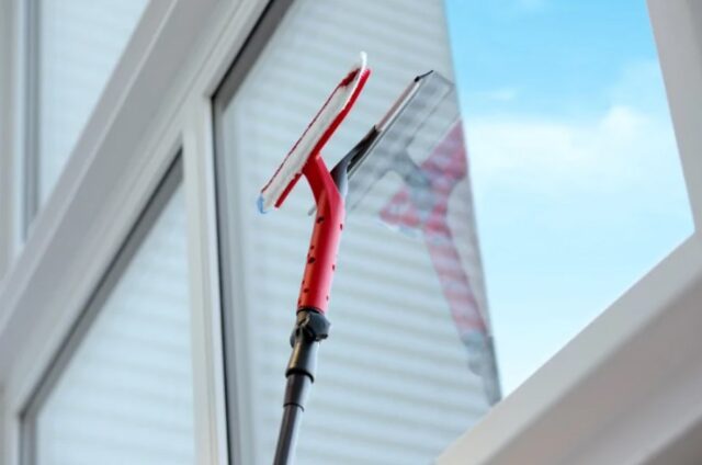 Window Squeegee with Pole Vileda - imagine 4