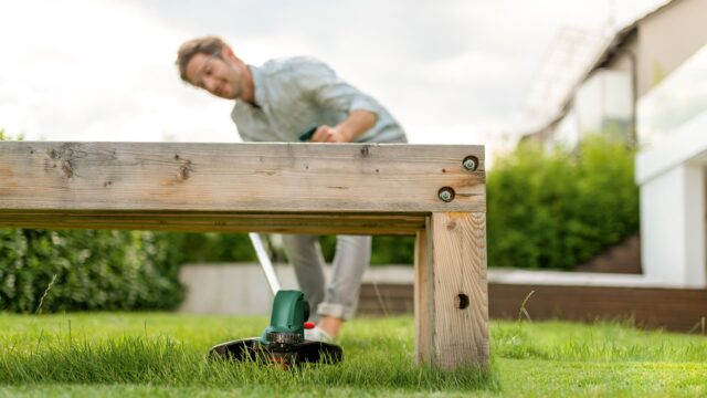 BOSCH. THE SCYTHE WAS ALIVE. UNIVERSAL GRASS CUT 18V-26 (BT) - imagine 3