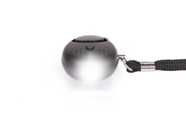 Personal alarm GUARD SCORPION siren 120 dB  LED flashlight Black (YC-003-BL) - imagine 2