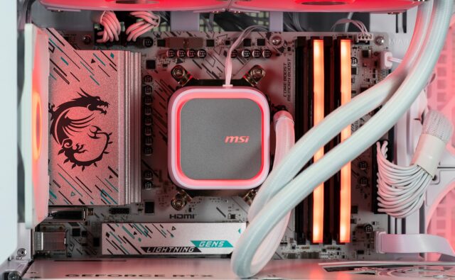 Actina 5901443434290 PC AMD Ryzen™ 7 7800X3D 32 GB DDR5-SDRAM 1 TB SSD NVIDIA GeForce RTX 5070 Ti Windows 11 Home Midi Tower White - imagine 12