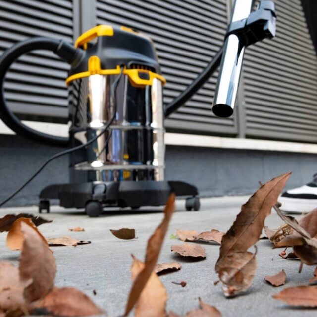 Vacuum cleaner STANLEY SXVC30XTDE Black  Stainless steel  Yellow 1600 W - imagine 6