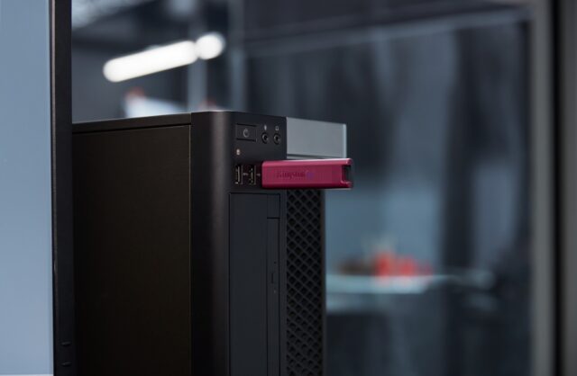 Kingston Technology DataTraveler 1TB Max Type-A 1000R/900W USB 3.2 Gen 2 - imagine 6