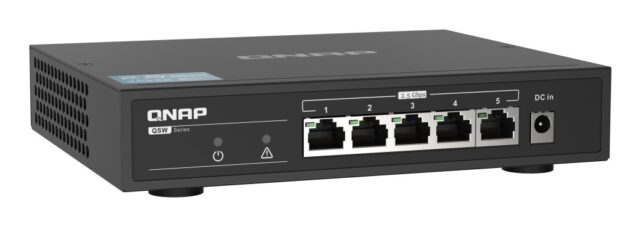 QNAP TS-673A-SW5T (TS-673A-8G + switch QSW-1105-5T 5x2.5GbE)  Tower Ethernet LAN Anthracite V1500B - imagine 7
