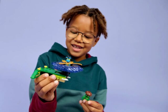 LEGO NINJAGO 71849 Nya vs. Elemental Monster Spinner Battle - imagine 7