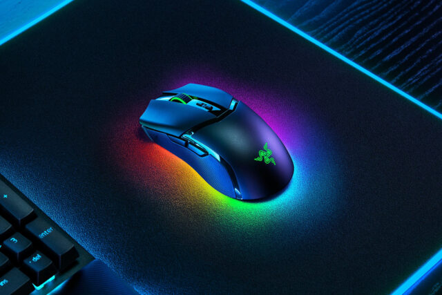 Razer Cobra Pro mouse Gaming Right-hand RF Wireless + Bluetooth + USB Type-C Optical 30000 DPI - imagine 7