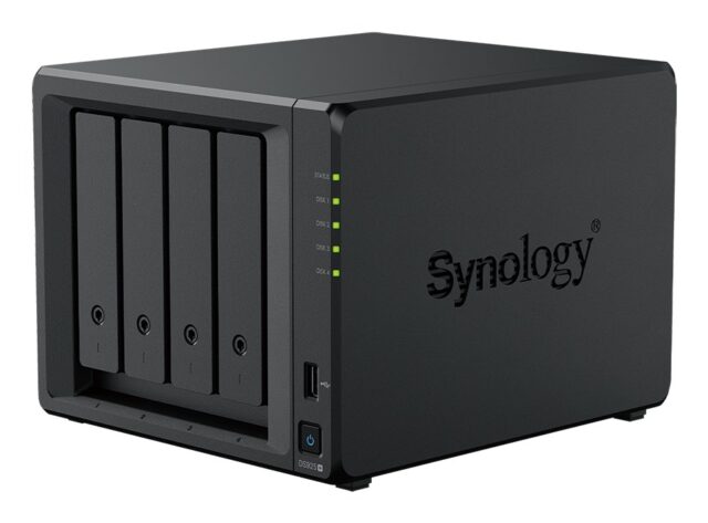 Synology DiskStation DS925+ NAS/storage server Ryzen Embedded V1500B 4 GB DDR4 0 TB Black - imagine 3